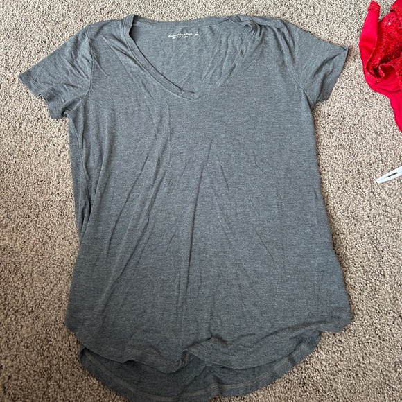 Abercrombie and Fitch Soft Drapey Vneck tee in Grey - Picture 2 of 4